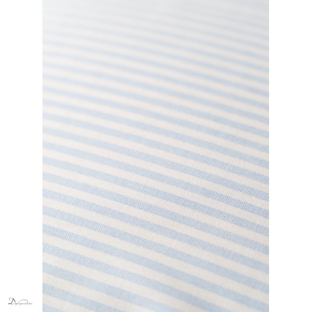 Emilie pudebetrk 60x63 - Lysebl strib